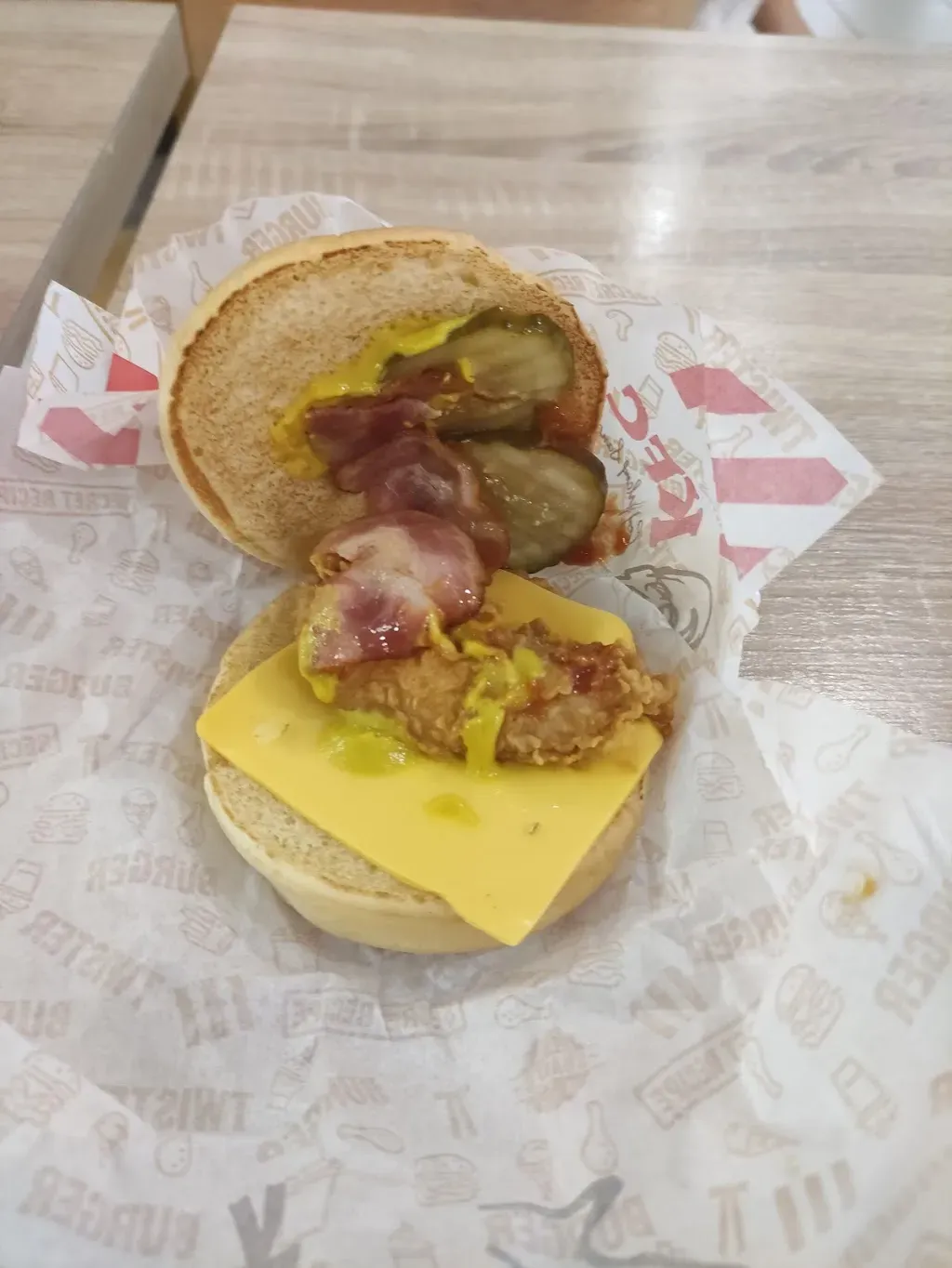 KFC Budapest Mammut
