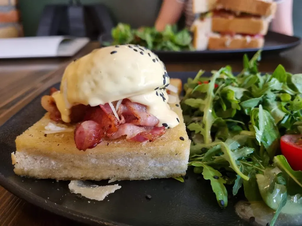 à table!