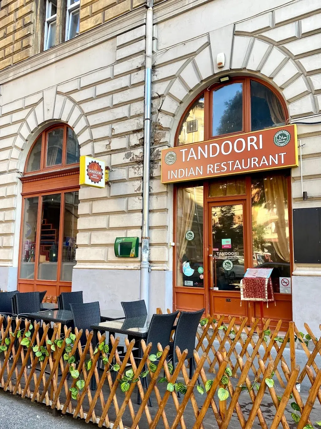 Tandoori Indian Restaurant (Halal)