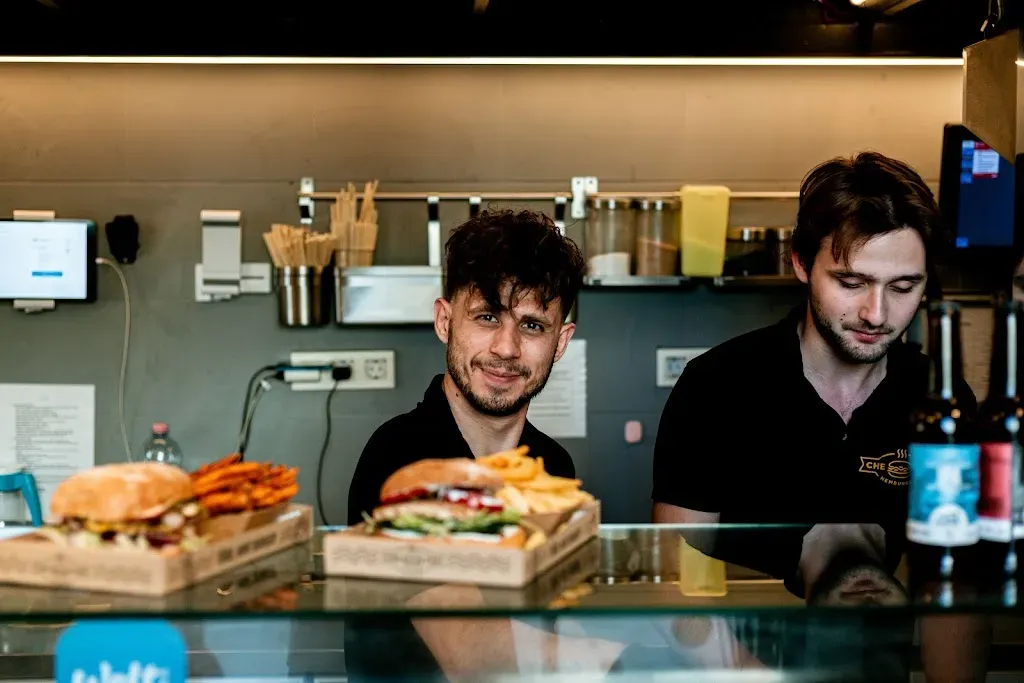 Che Che Burger