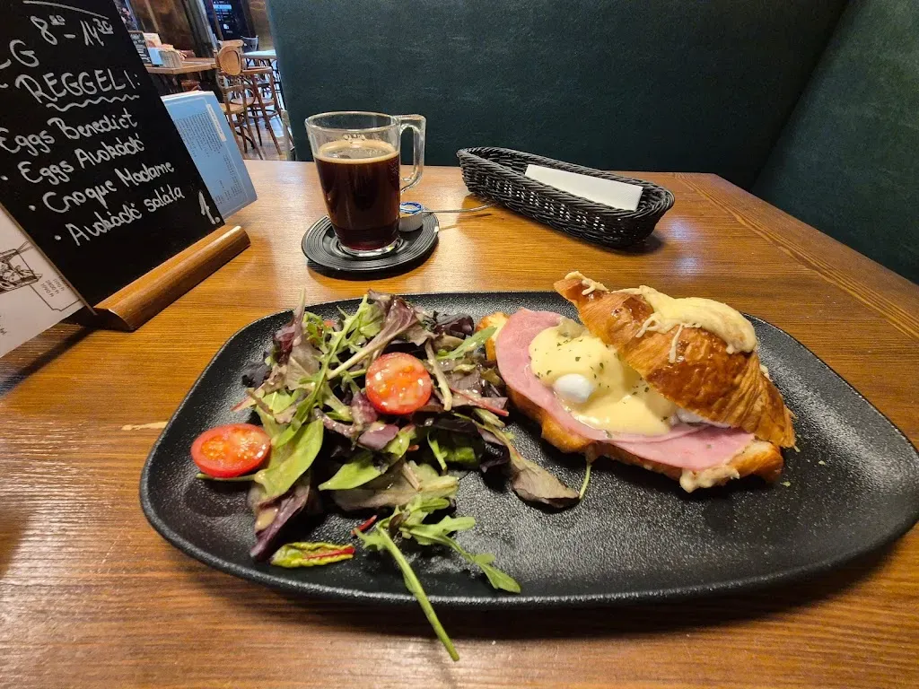 à table!