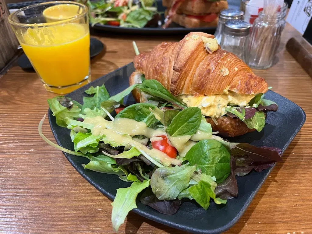 à table!