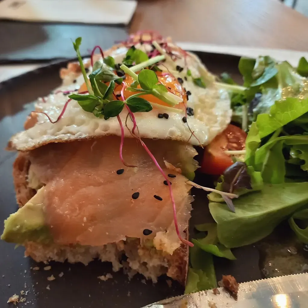 à table!