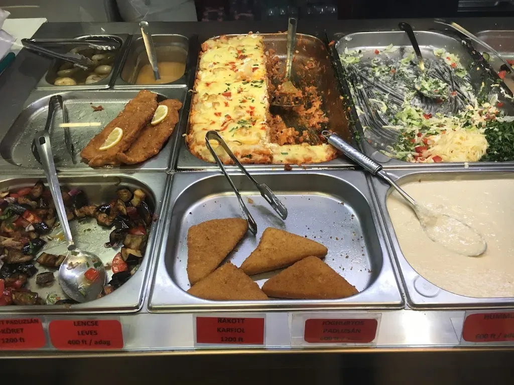 Cham Saláta Bár - Gyros - Haller utca