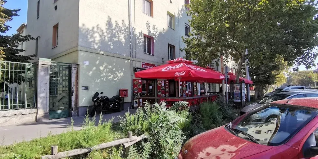 Cham Saláta Bár - Gyros - Haller utca