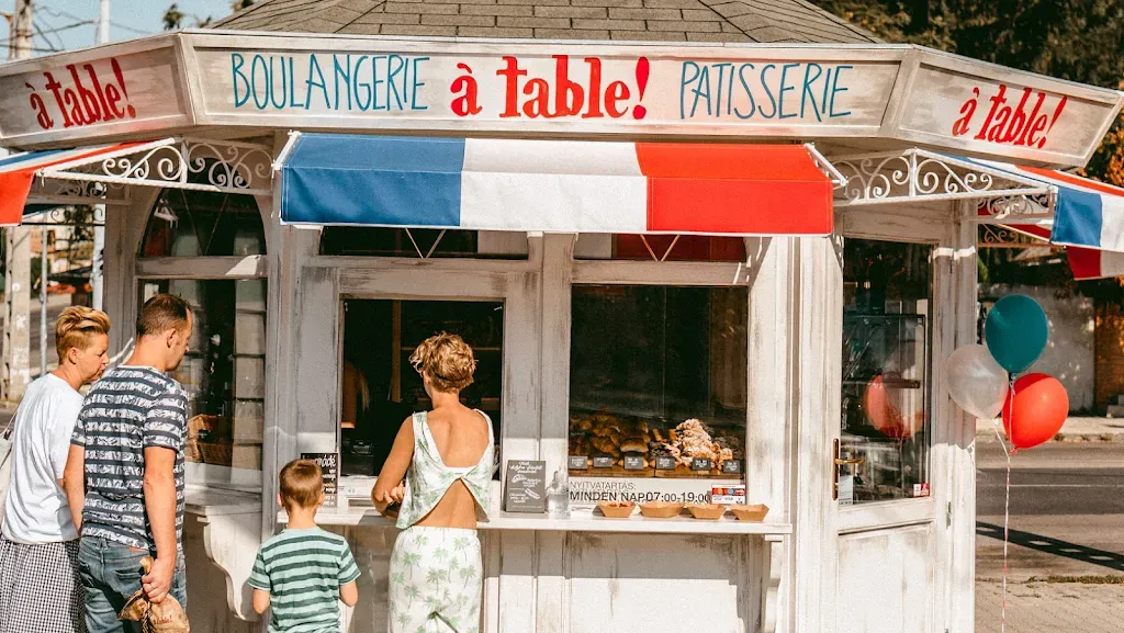 à table!