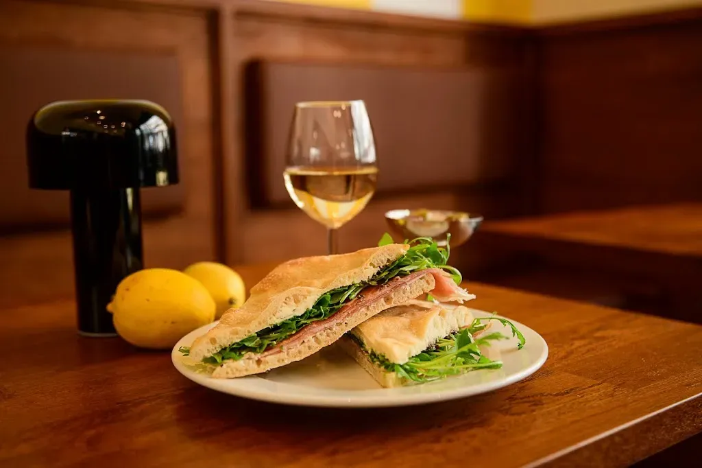 Limone Bistrot Italiano