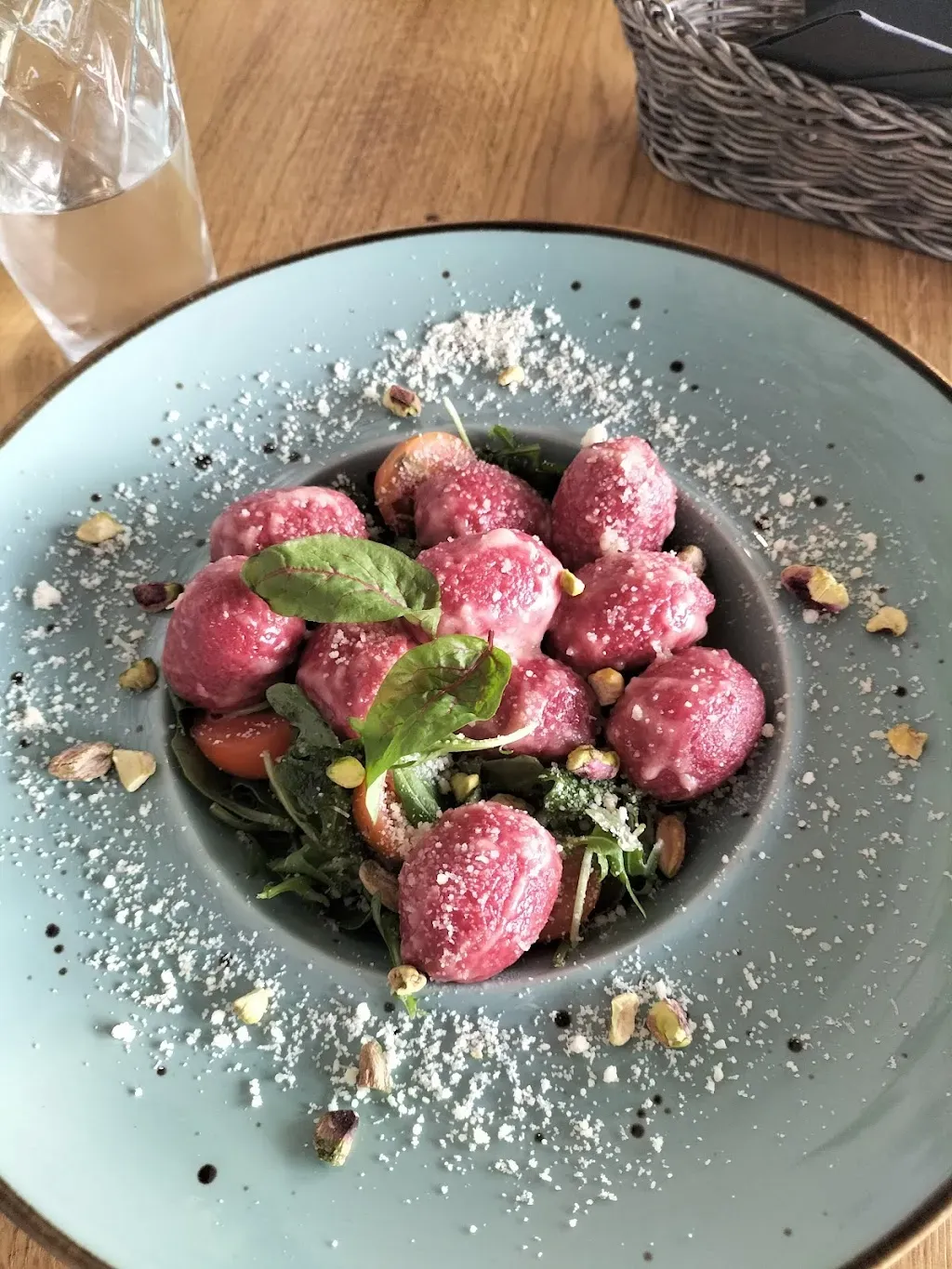Restauracja "Anomalia"