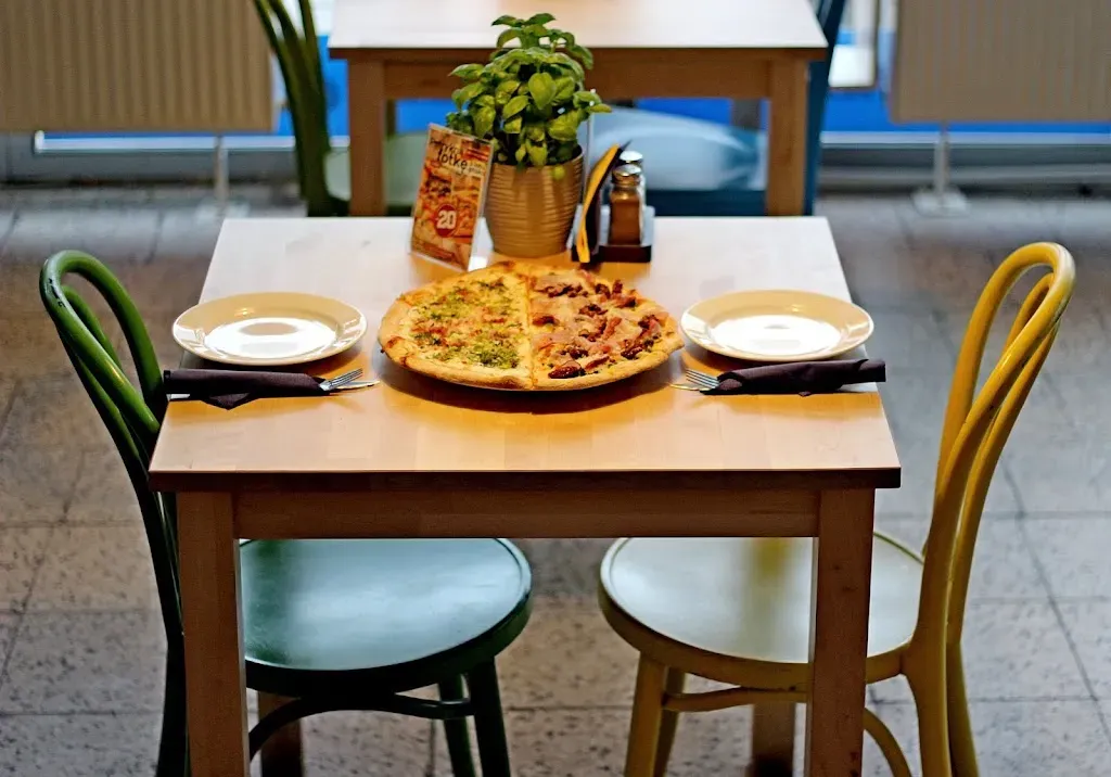 Pizza Express - Pizza Express Poznań Wschód