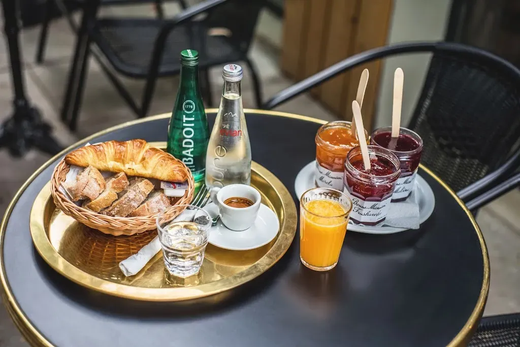 Petit Paris Sołacz