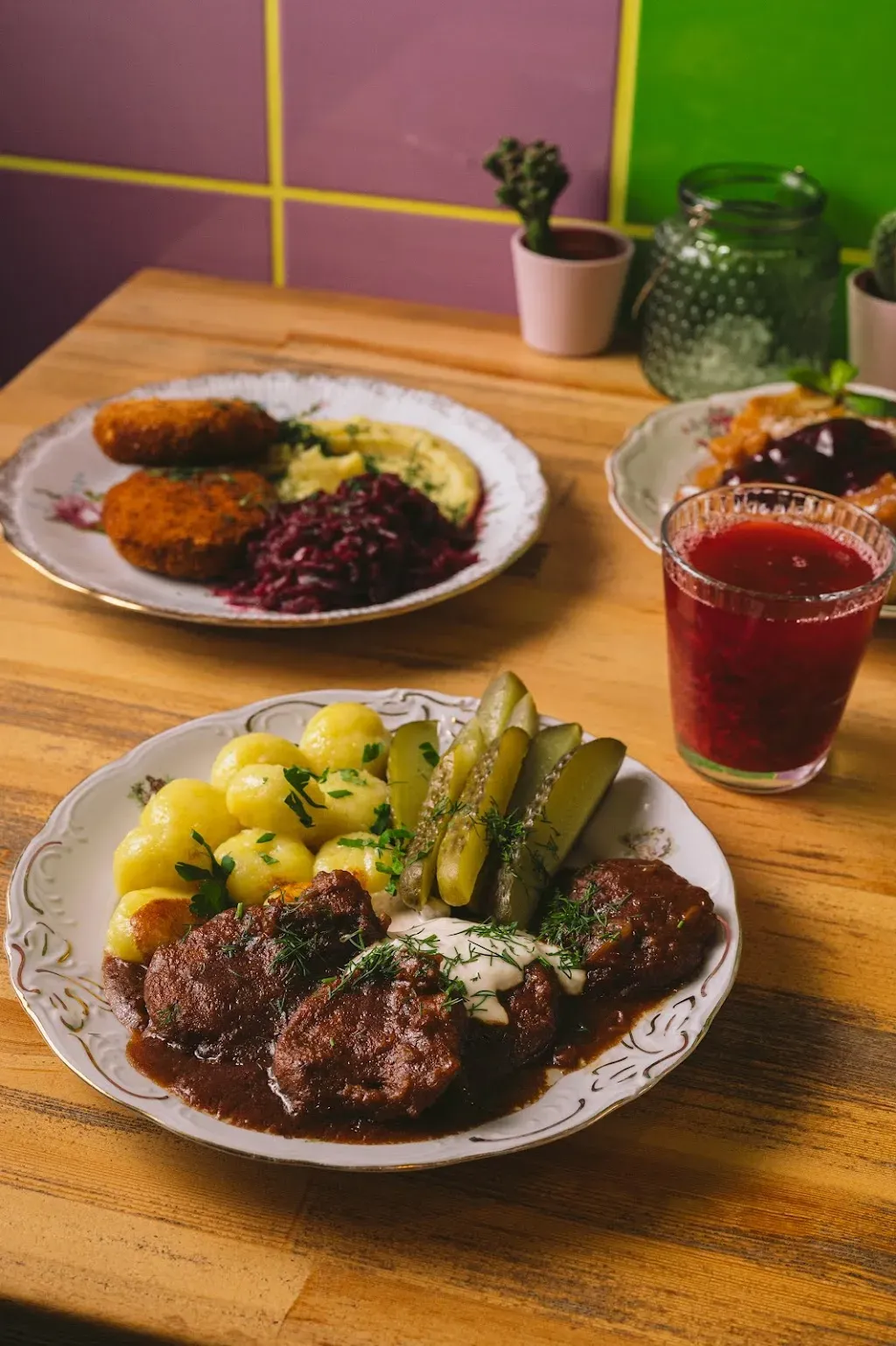 Vegan Friends Kitchen