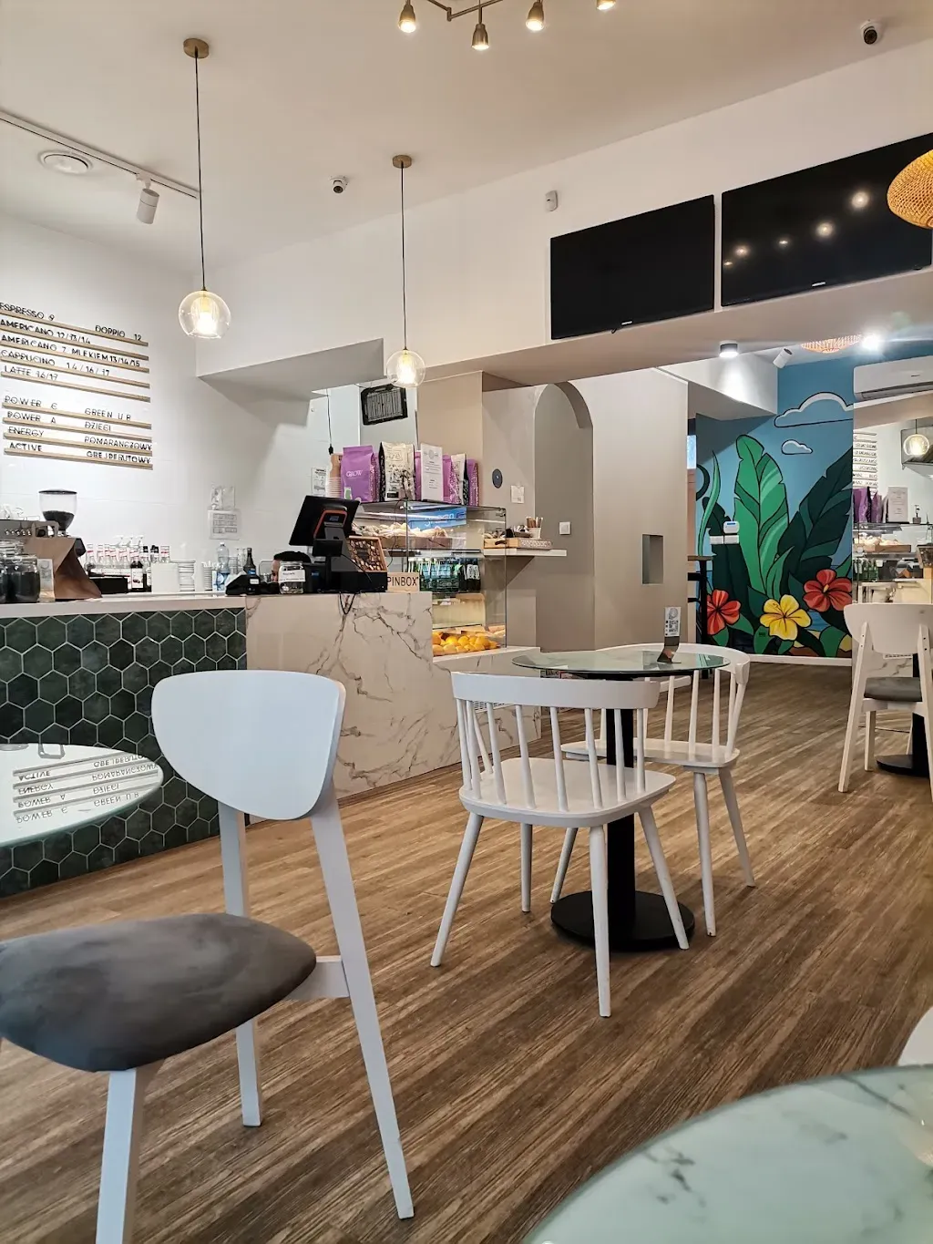 Canela Bakery