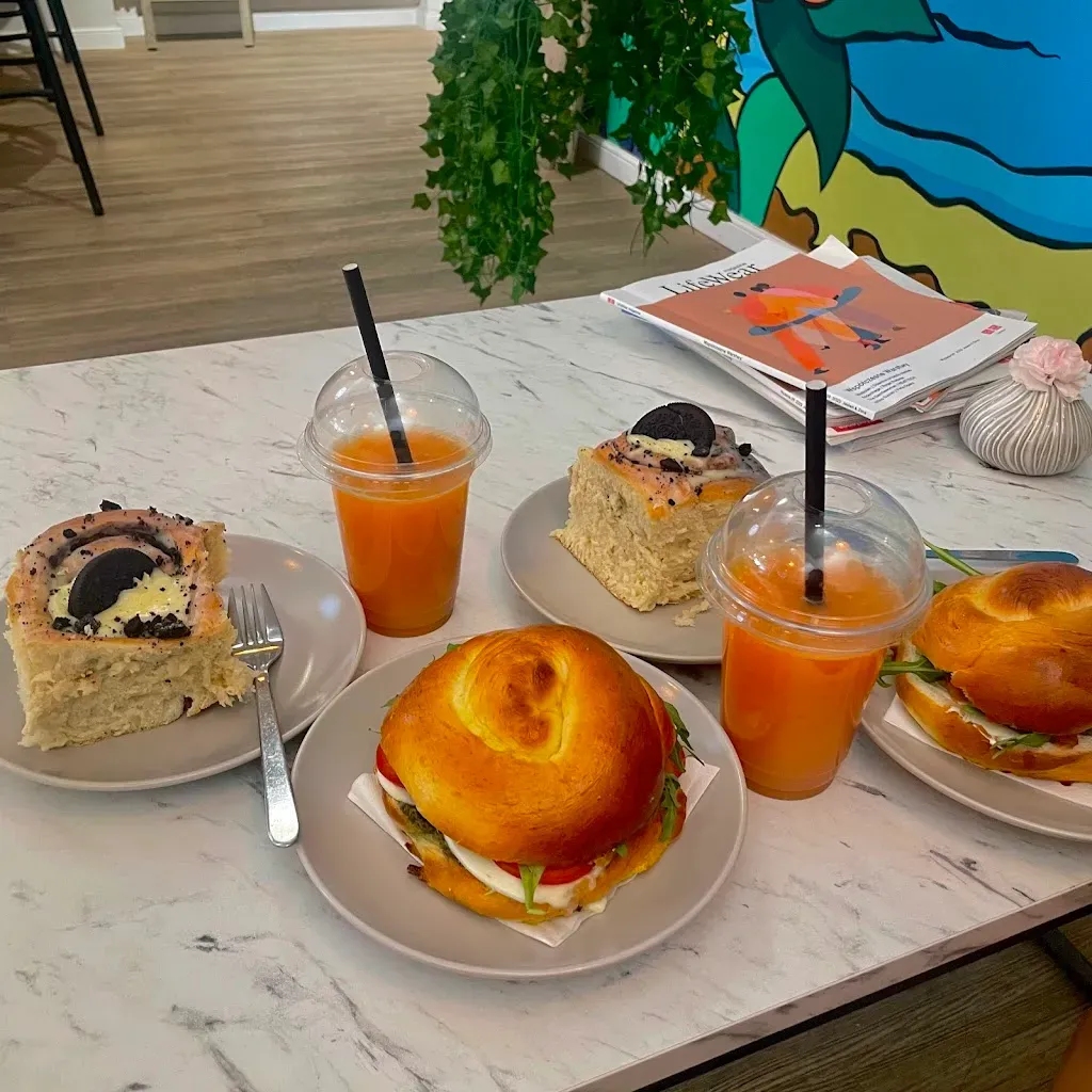 Canela Bakery