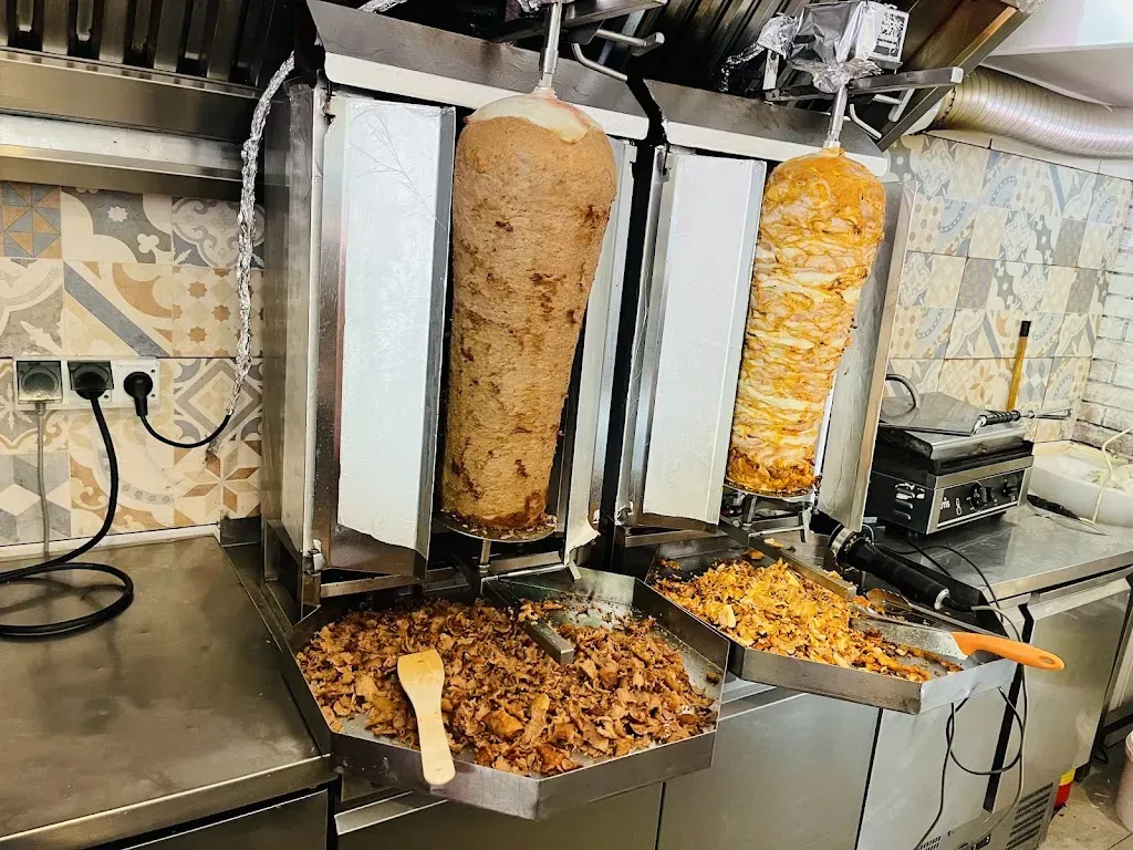 Bay Town Kebab & Grill