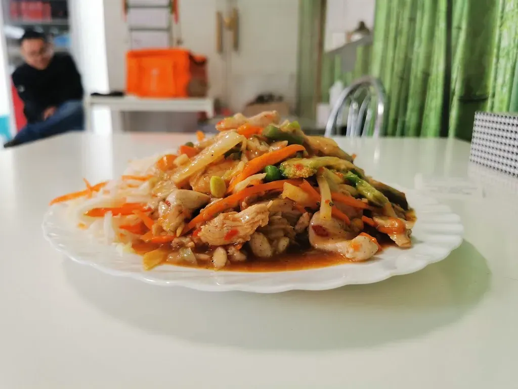 Kim Quy bar orientalny