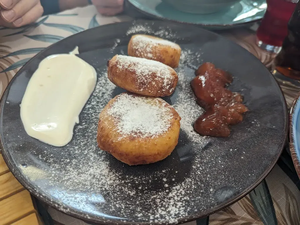 Babusya Bistro