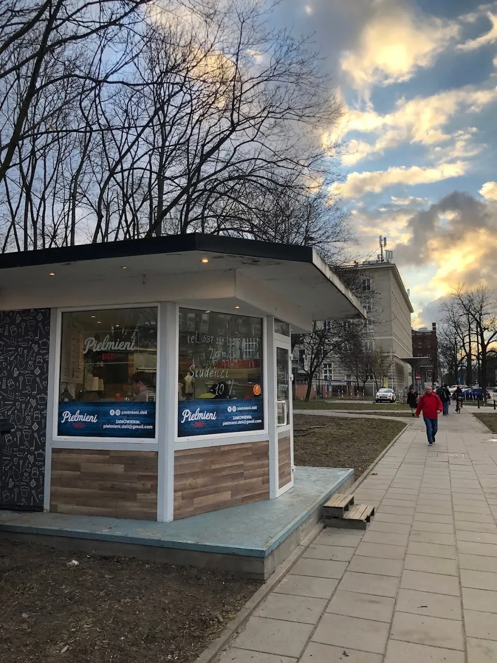 Pielmieni Deli