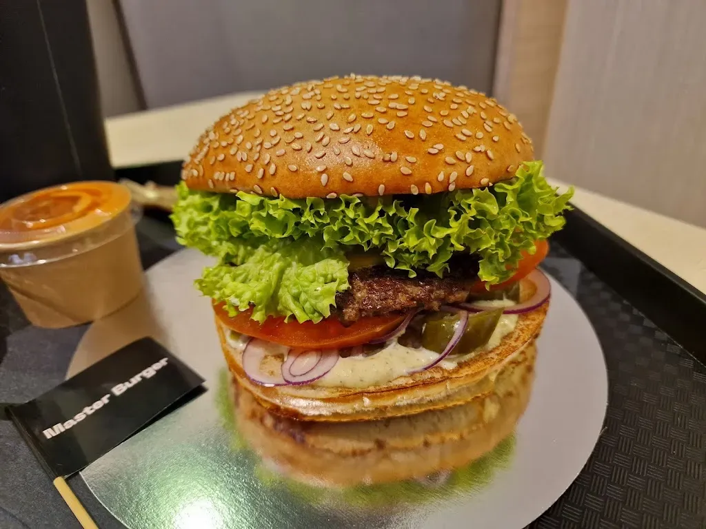 Master Burger