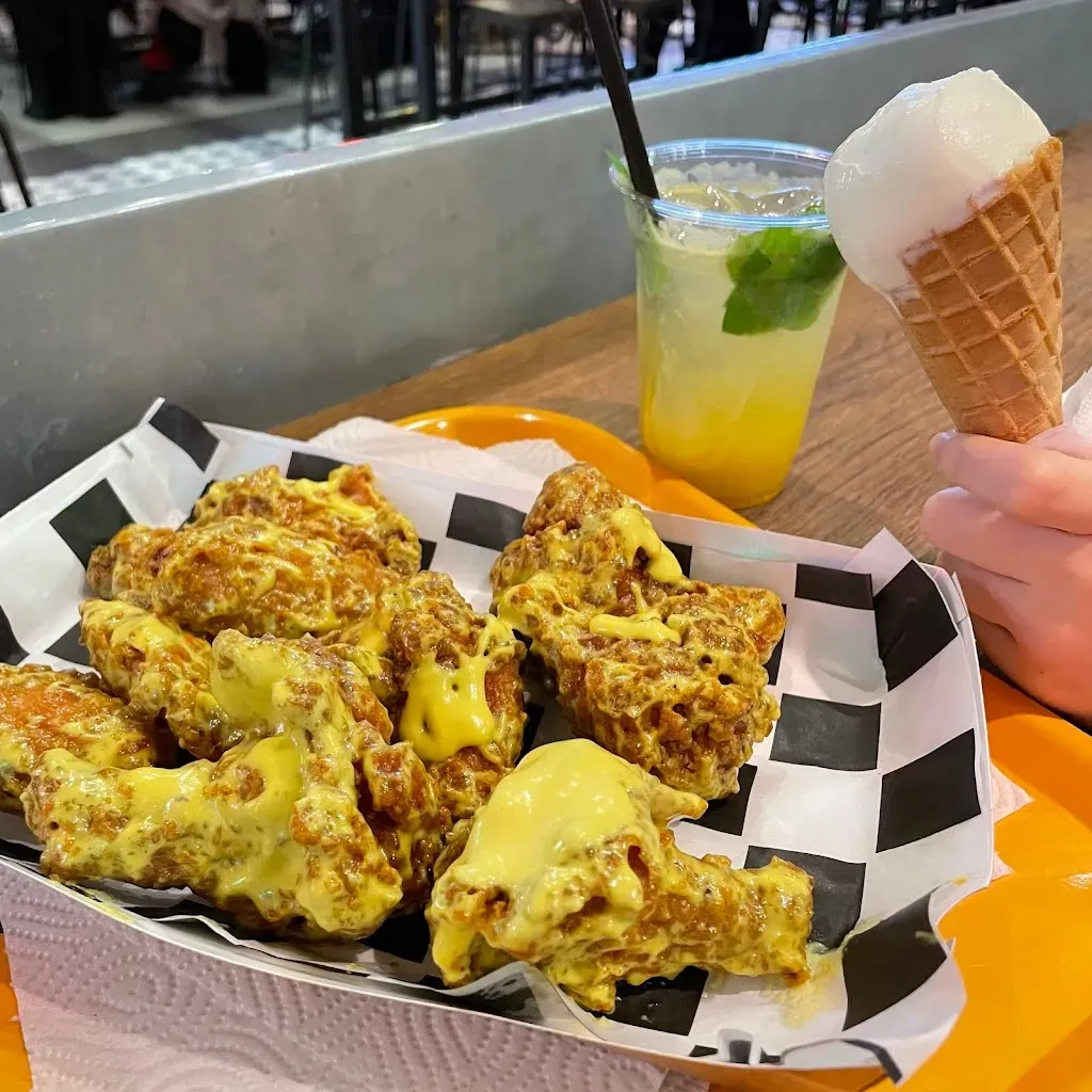 Philly's Famous Chicken