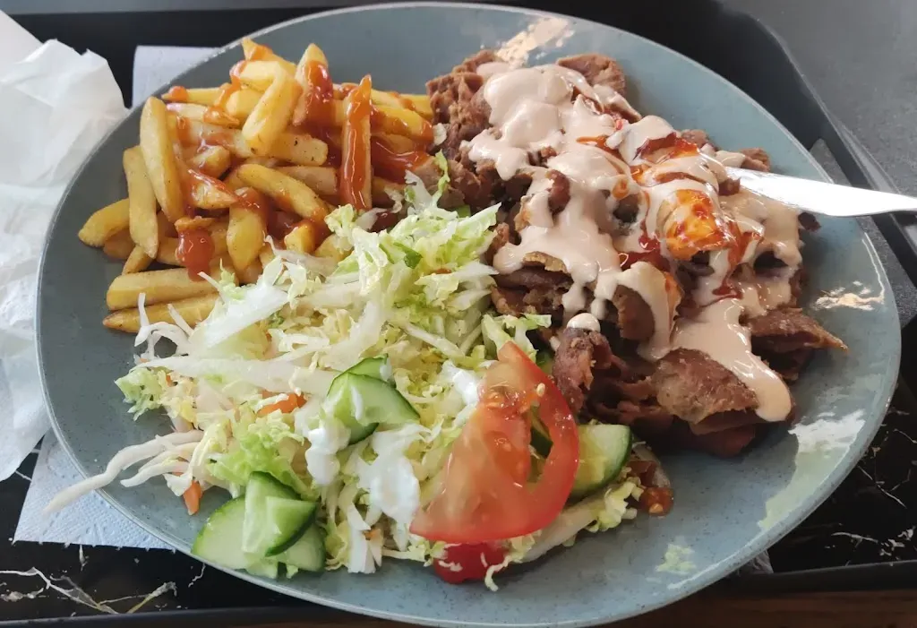 Mama Kebab