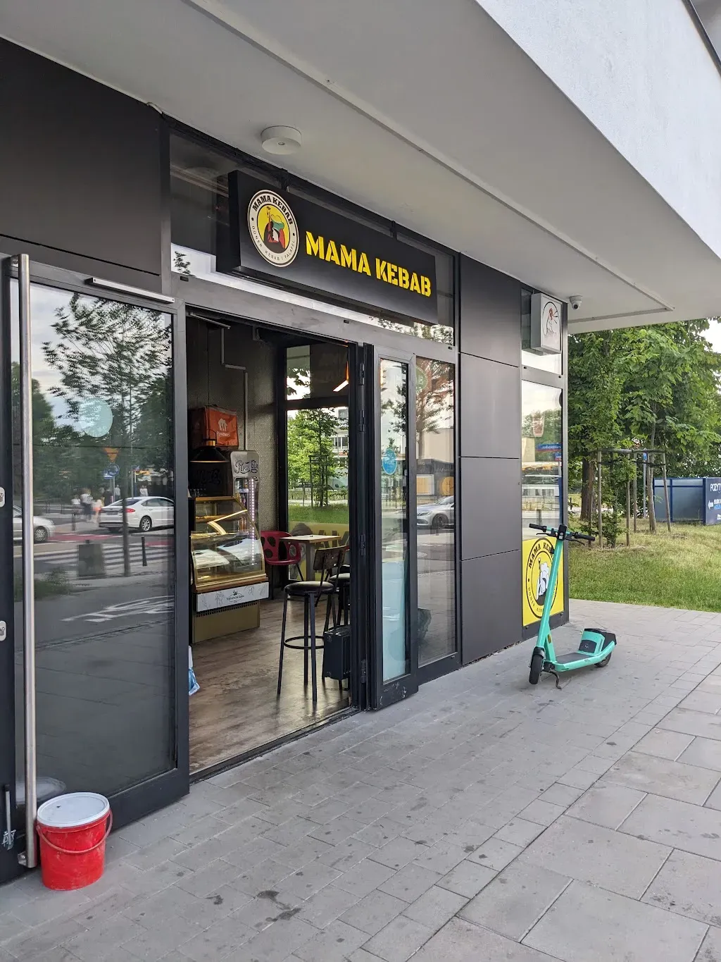 Mama Kebab