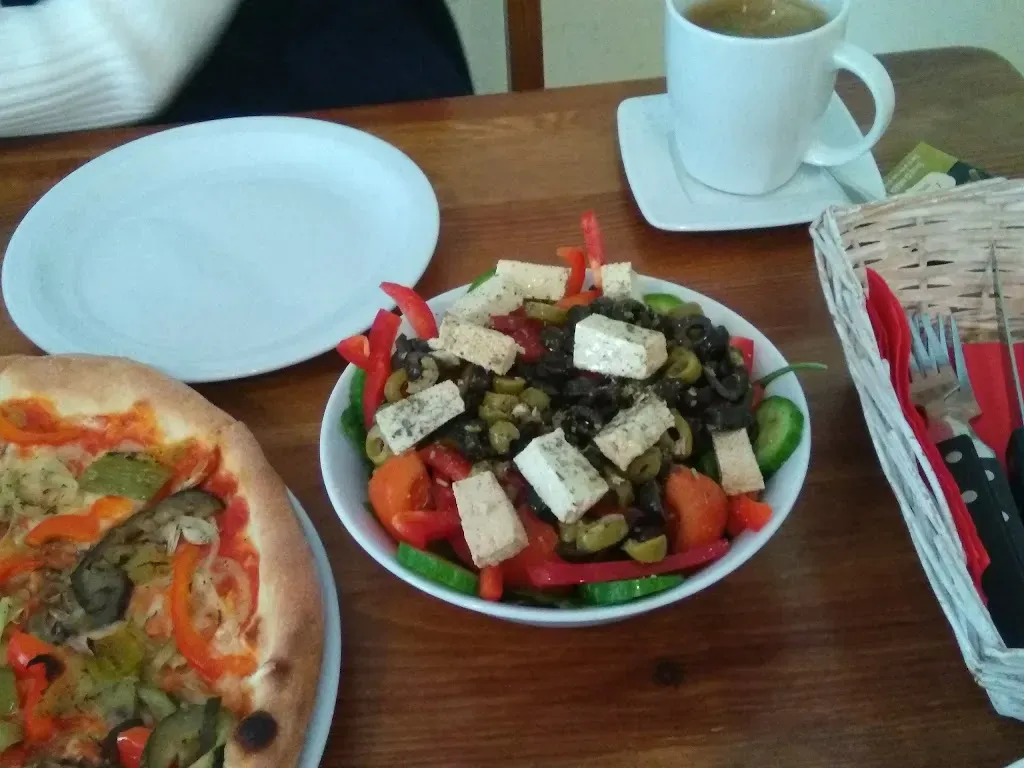 Vegan Pizza