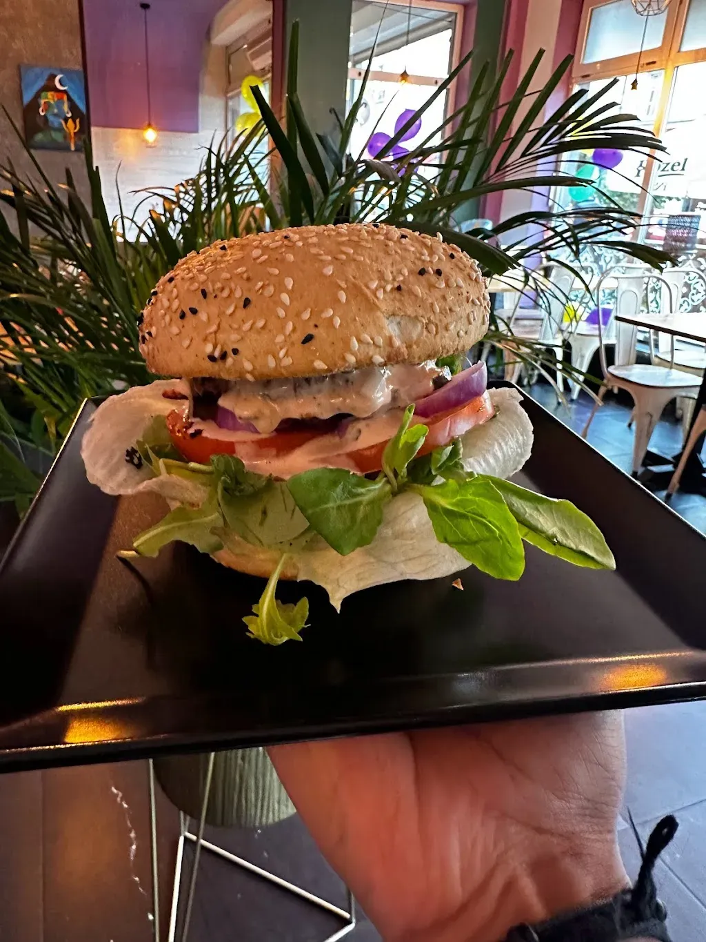 URBAN KITCHEN & GRILL