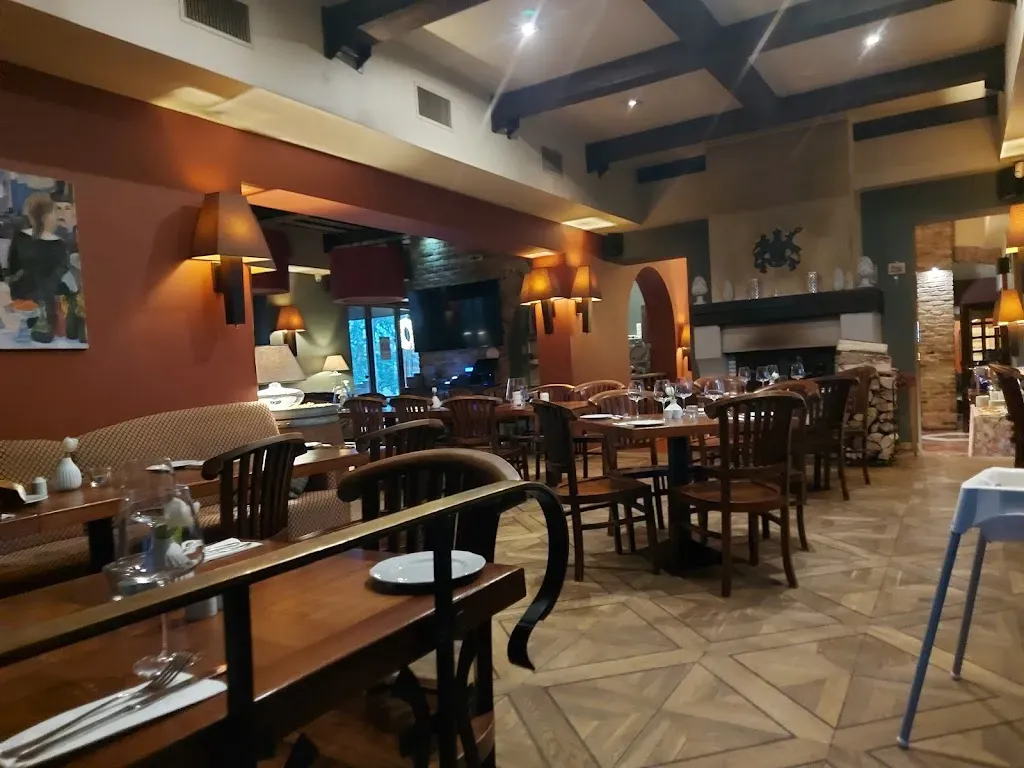 Villa Riccona Hotel & Restauracja