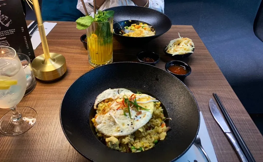 Wok & Talk Asian Restaurant