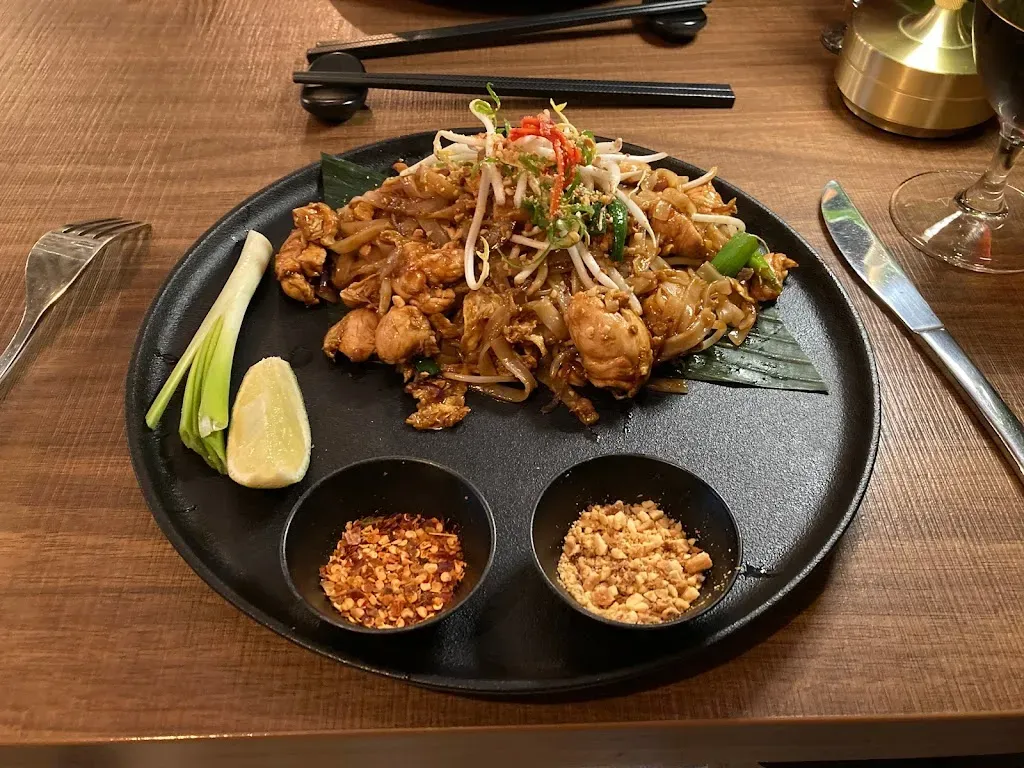 Wok & Talk Asian Restaurant
