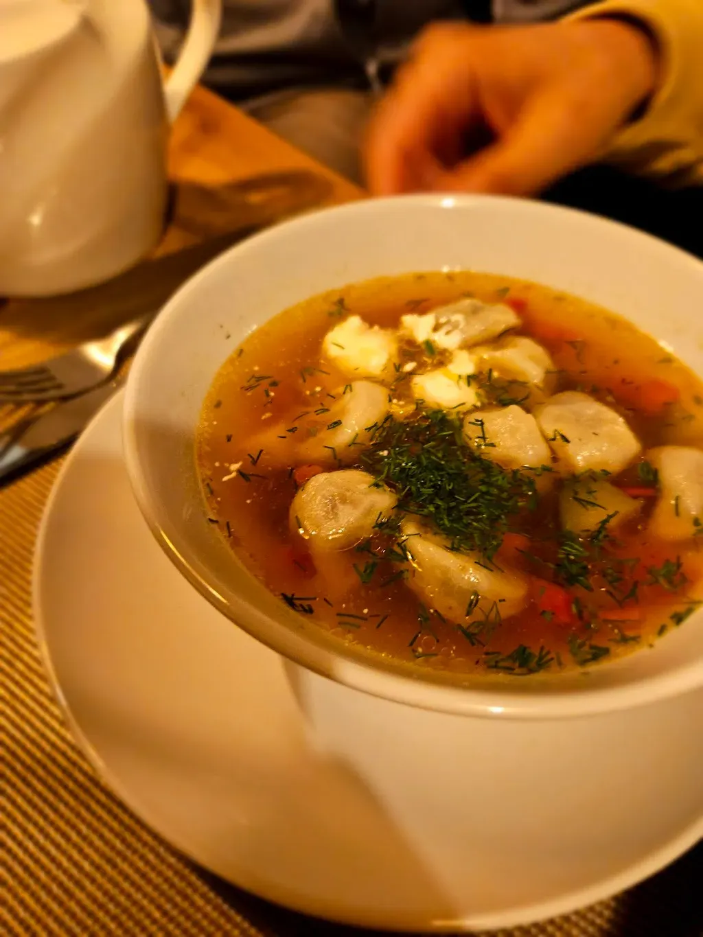 AKO-UKO Tadżycka Restauracja
