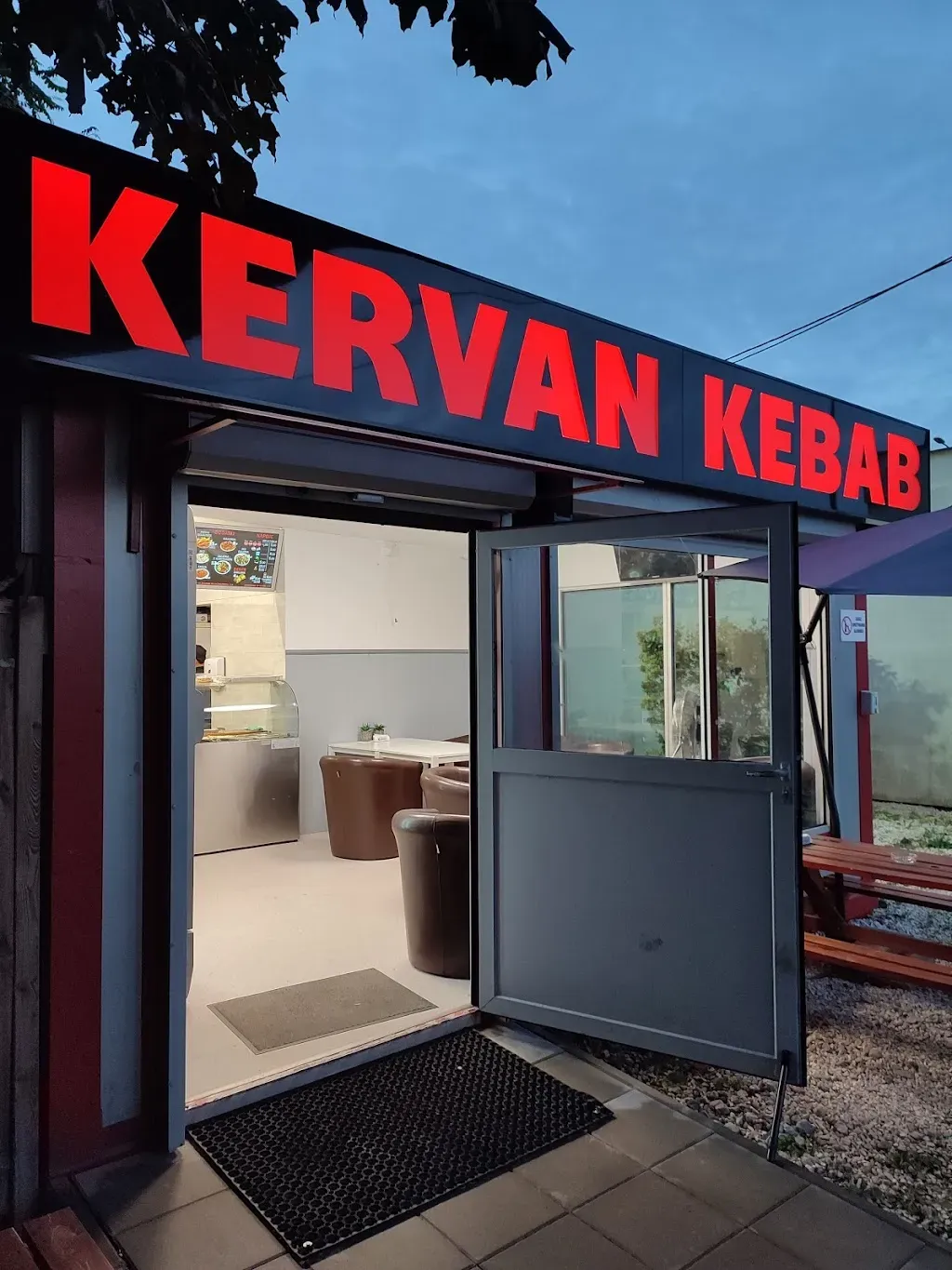 Kervan Kebab