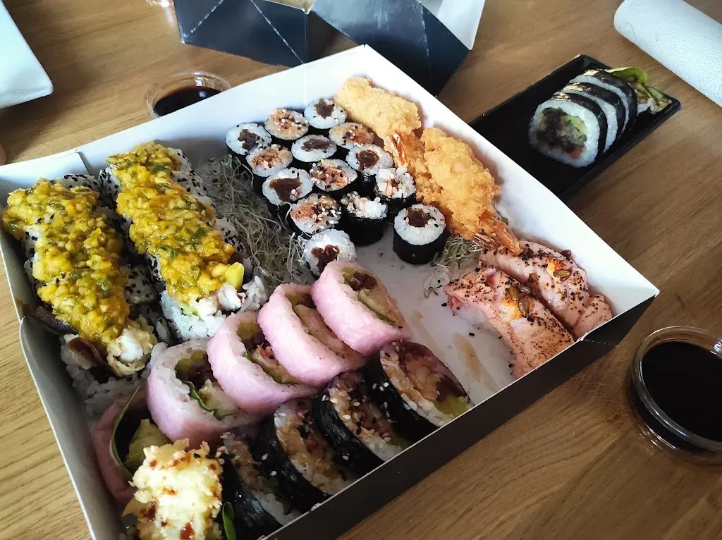 Qushi - sushi restaurant & Bar Wesoła