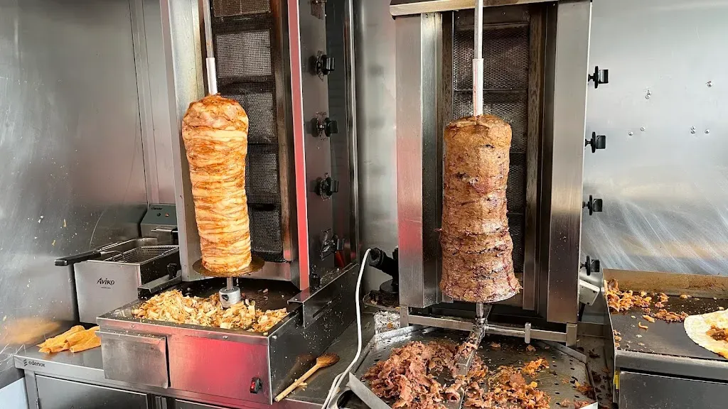 LAVAŞ DÖNER KEBAB