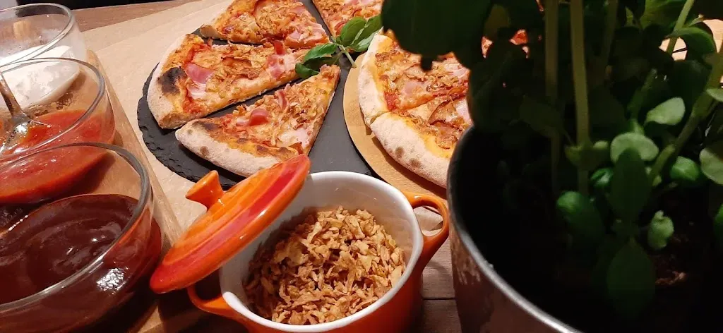 City Pizza Nocną Porą