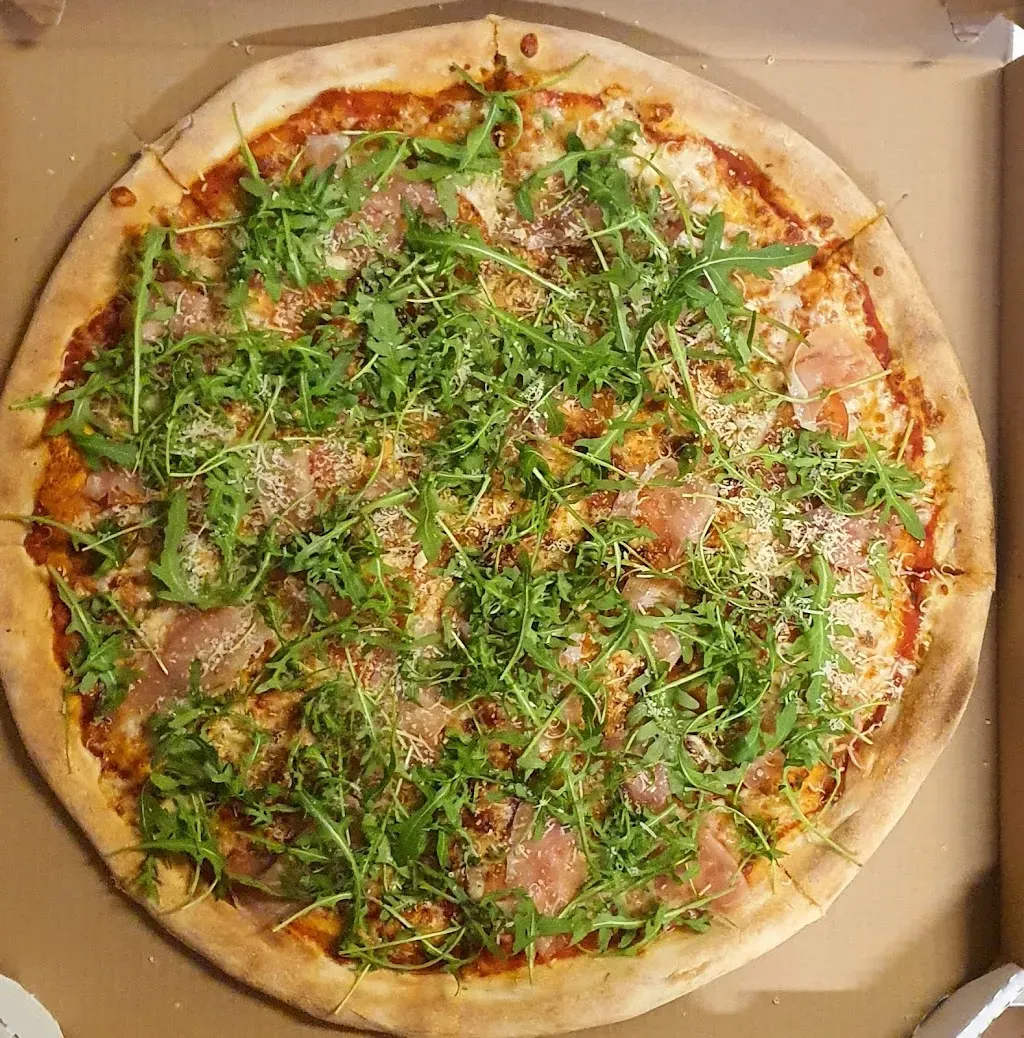 City Pizza Nocną Porą
