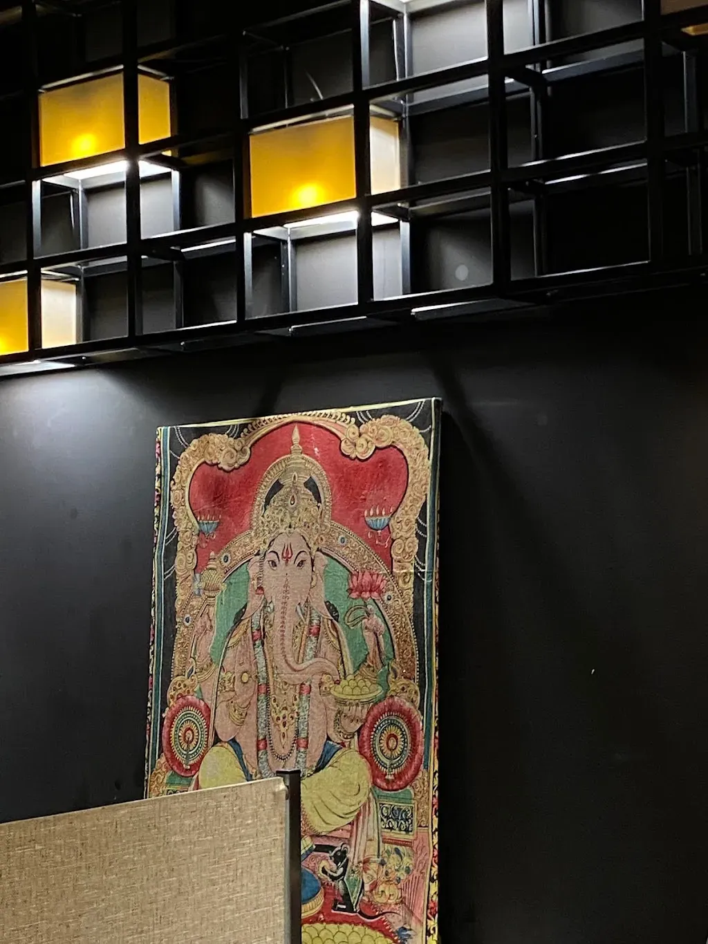 URBAN KITCHEN & GRILL