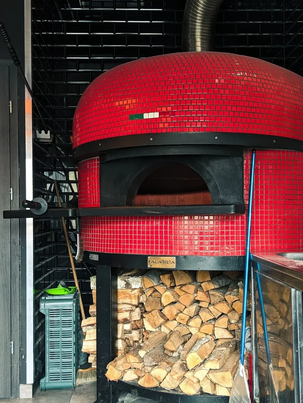 Salsiccia Pizzeria Napoletana