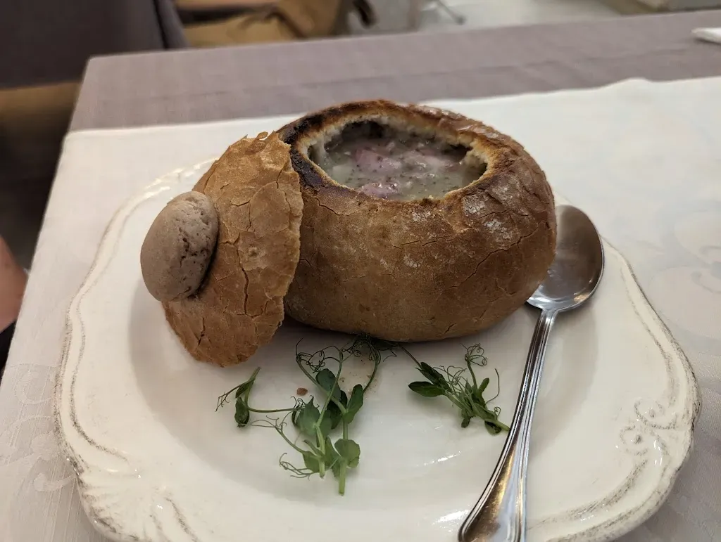 Kmicic Restauracja