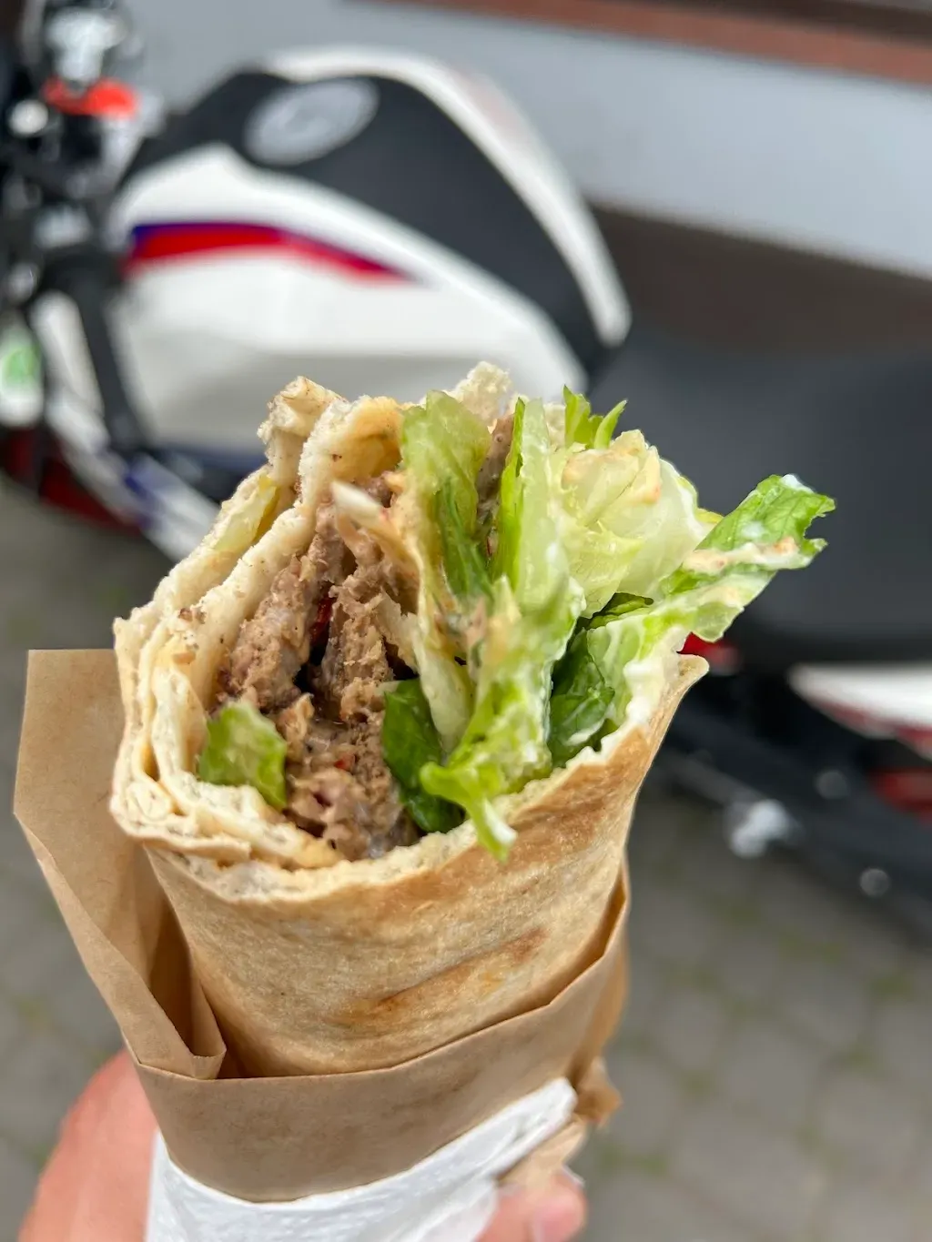 Fazir kebab falafel