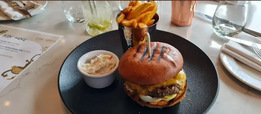 The Spot Bar & Restaurant