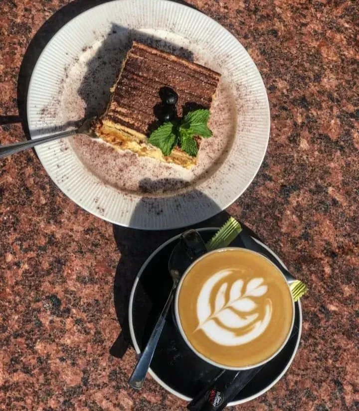 Antich Caffe & Restaurant Skorosze