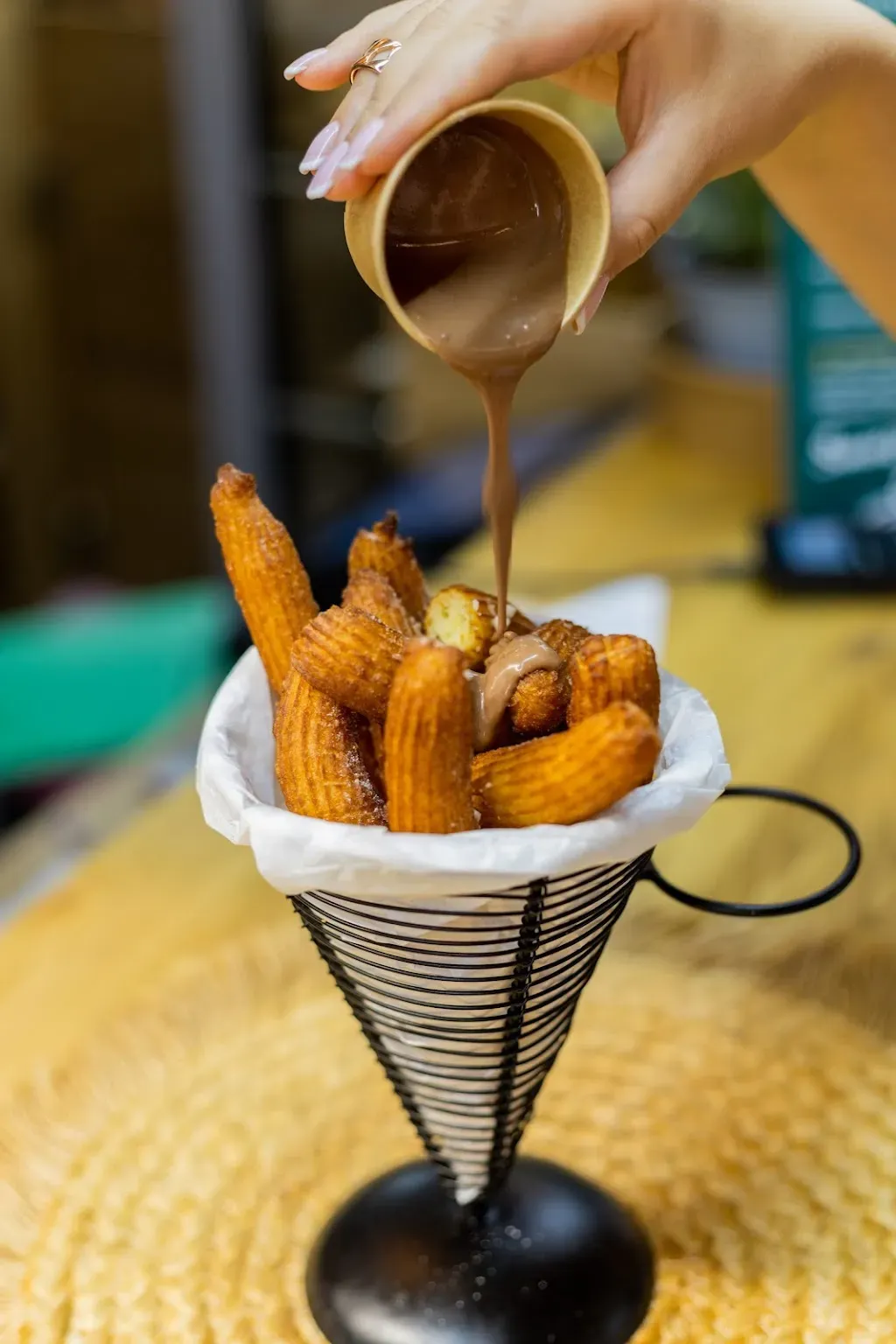 El Botellón FOOD TOWN