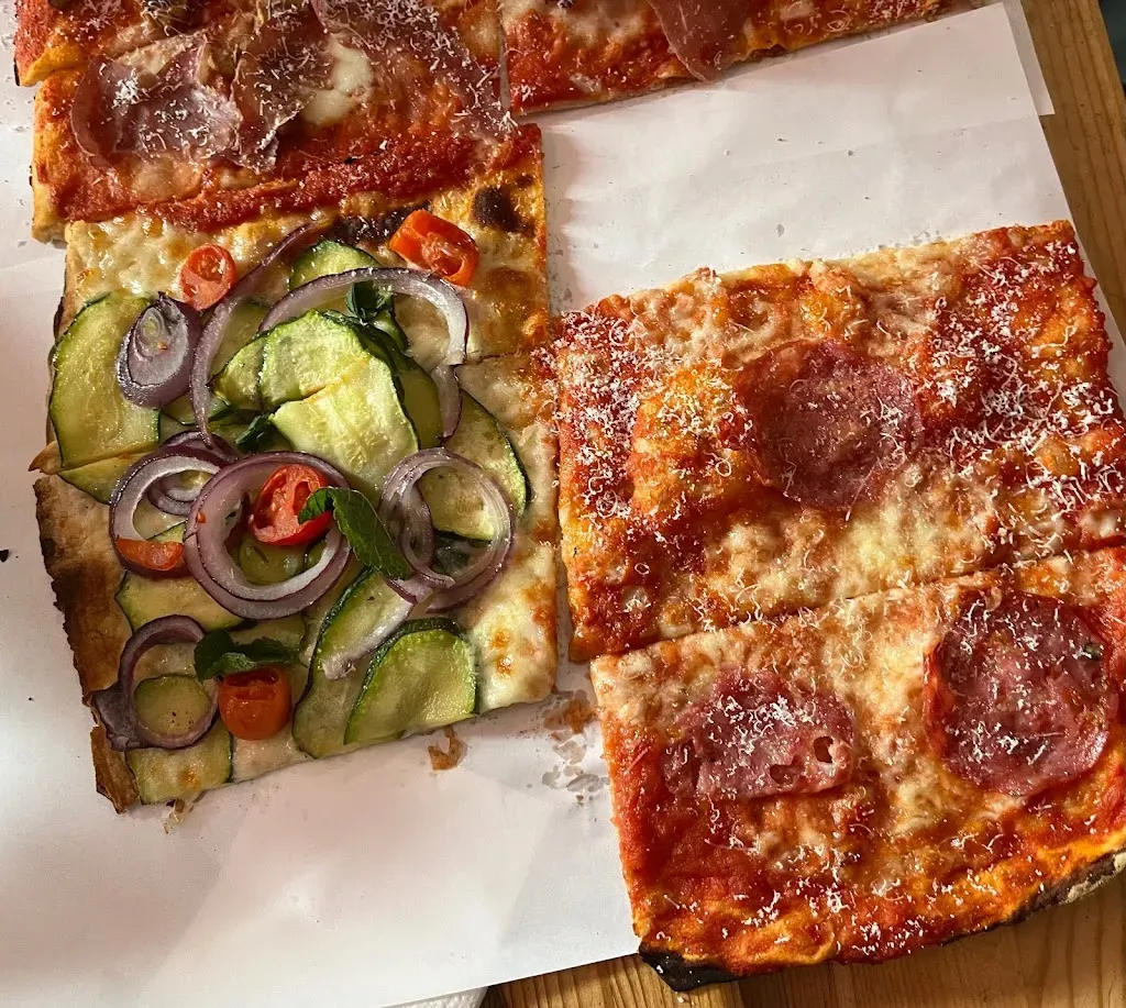 Lola Pizzaiola