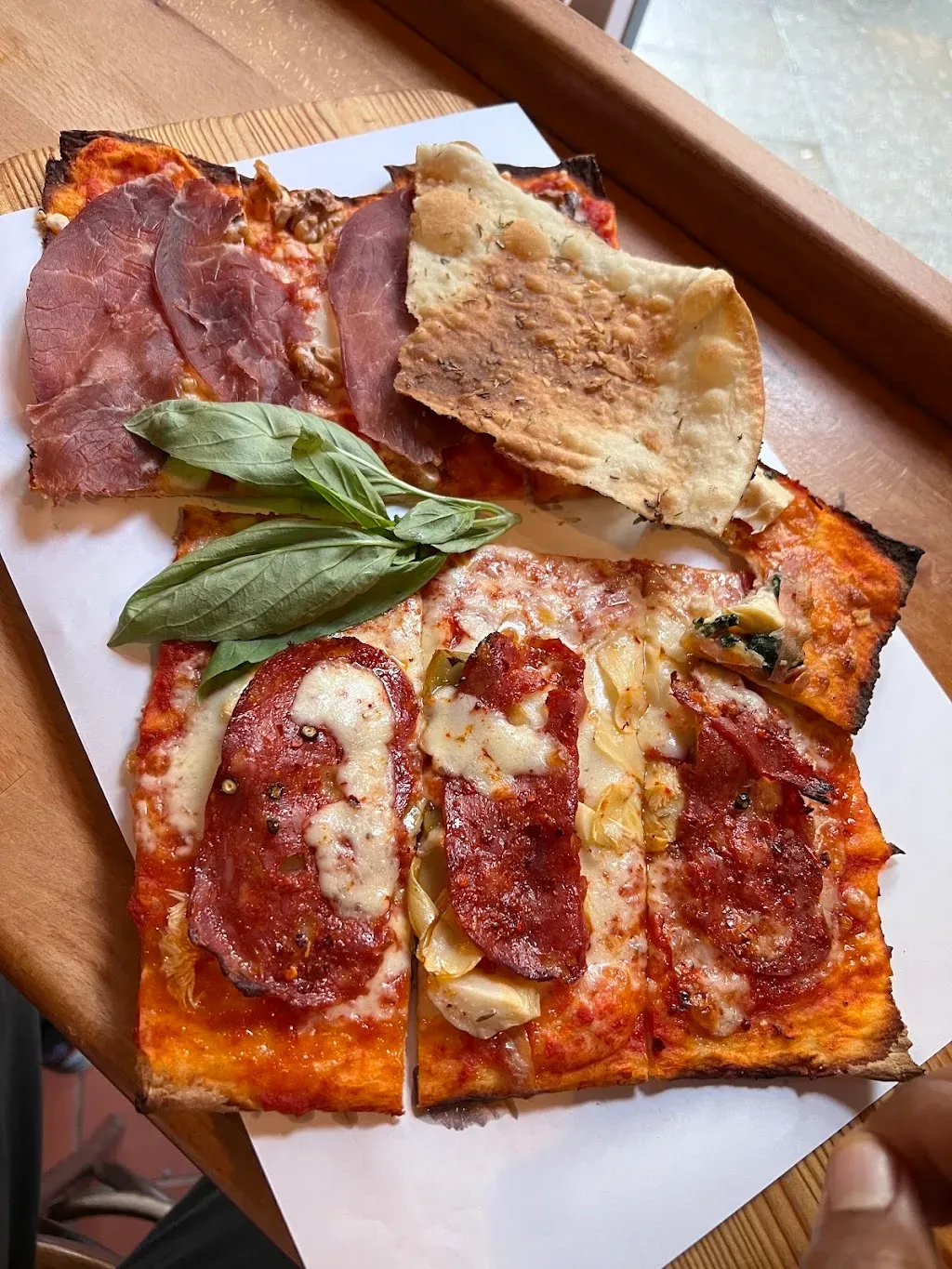 Lola Pizzaiola
