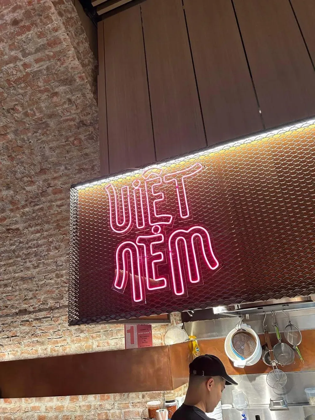 Viet Nem