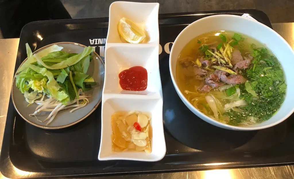 Madame PHO
