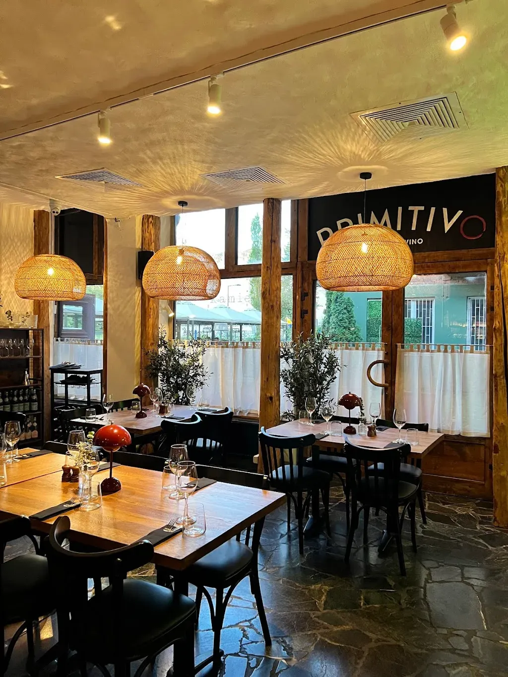 Restauracja Primitivo Kuchnia i Wino - kuchnia śródziemnomorska Warszawa