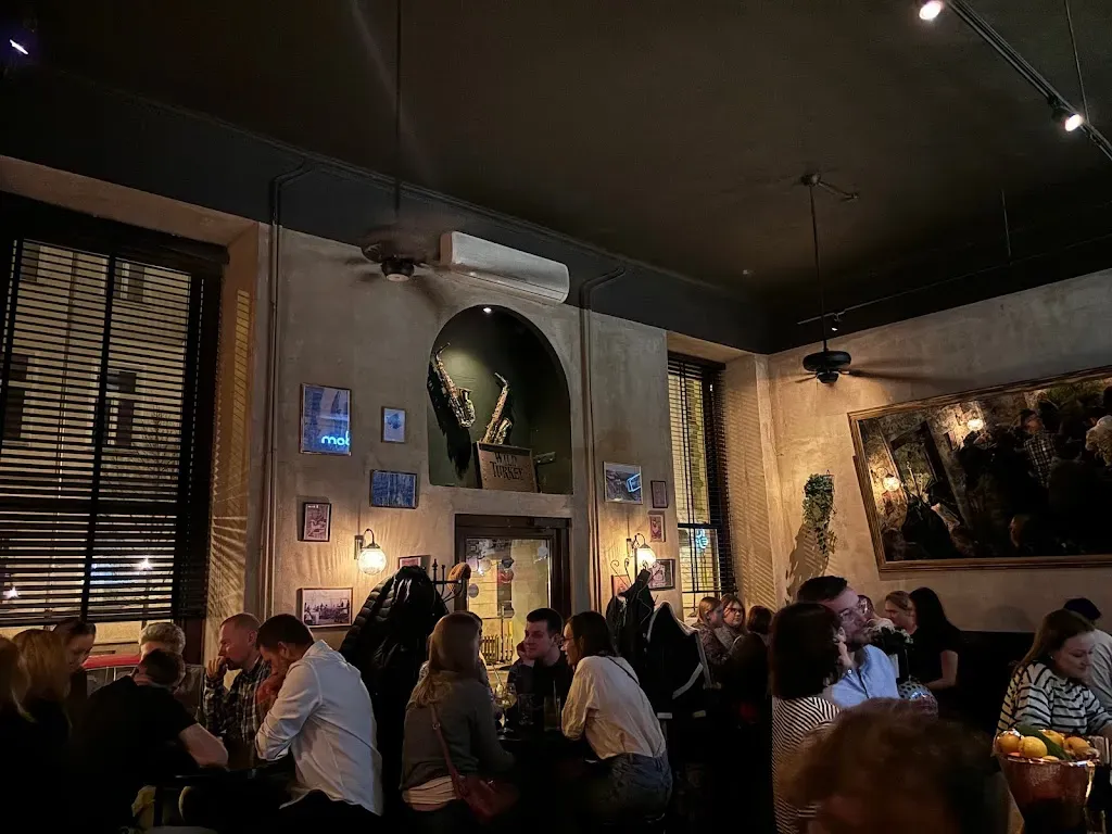 NOLA BAR