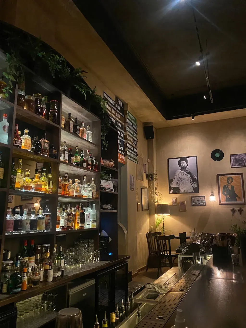 NOLA BAR